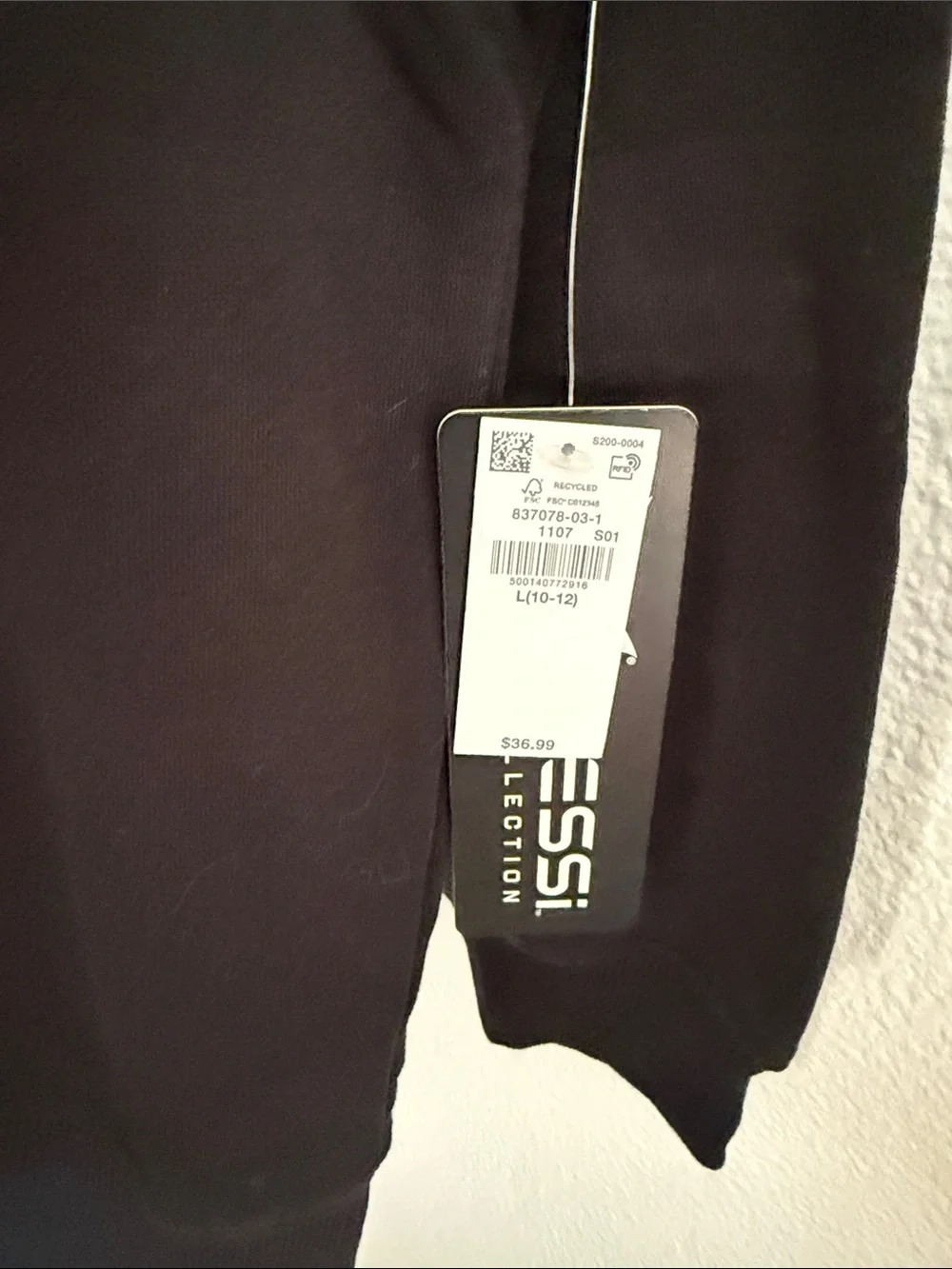 Old Navy black pullover